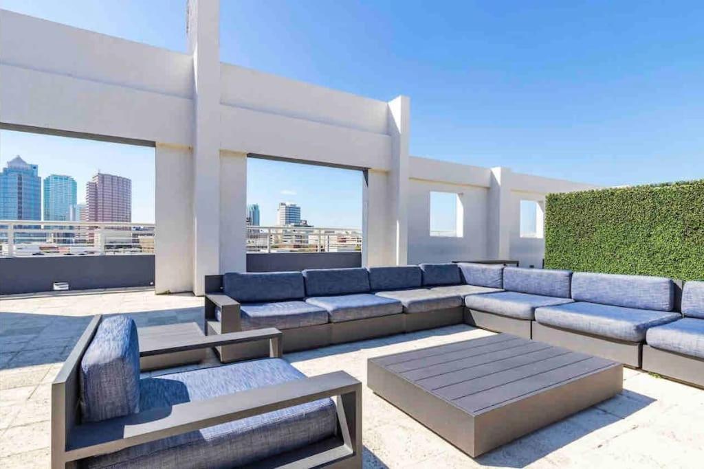 Luxury Apt 3 Mins To Dt Tampa -Pool-Gym-Balcony Екстериор снимка