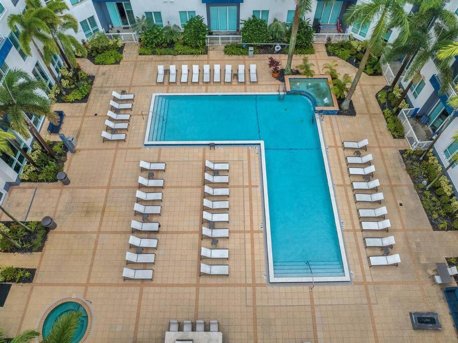 Luxury Apt 3 Mins To Dt Tampa -Pool-Gym-Balcony Екстериор снимка